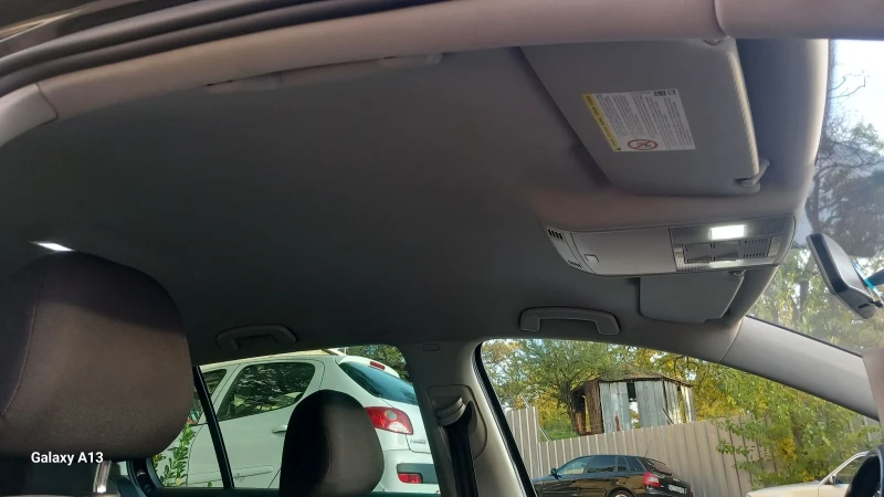 VW Golf 1.4 TSI R-Line, снимка 11 - Автомобили и джипове - 52696298