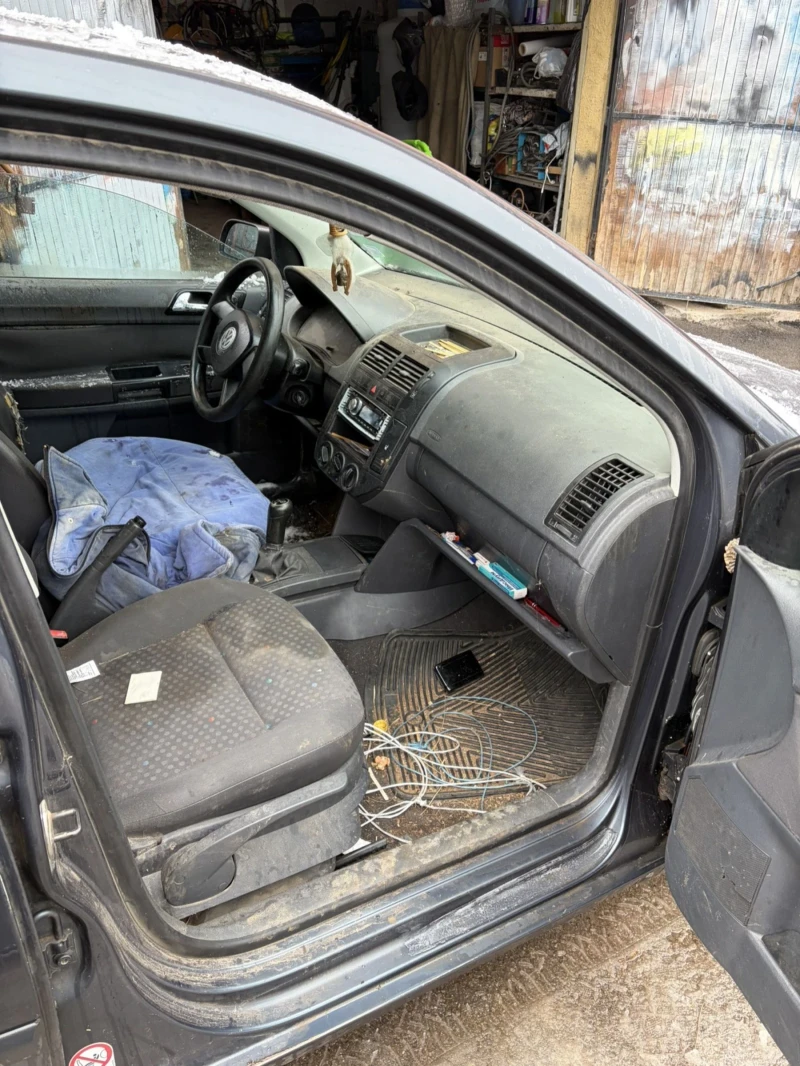 VW Polo 1.9SDI, снимка 3 - Автомобили и джипове - 53485818
