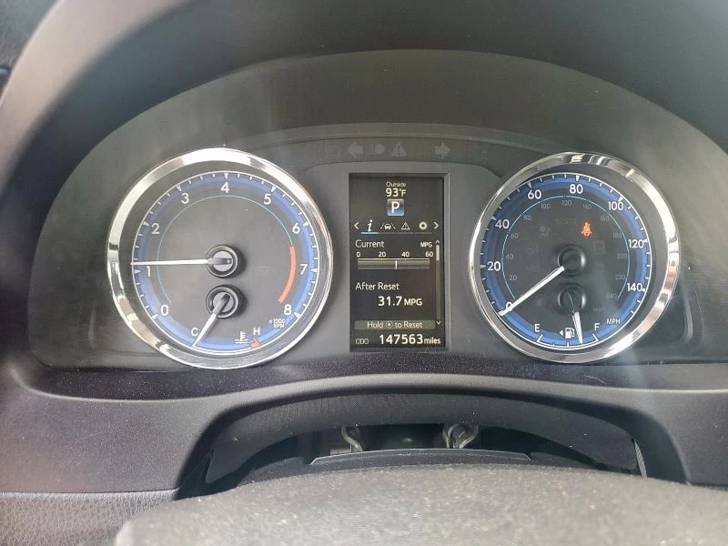 Toyota Corolla L 1.8 - изображение 9