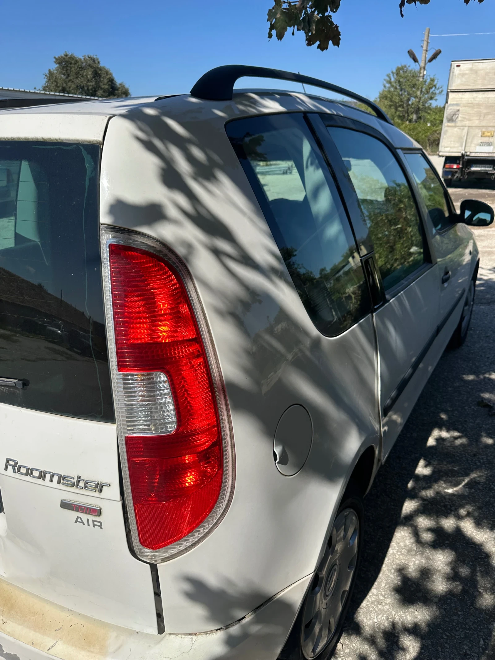 Skoda Roomster 1.9tdi bsw 105кс | Mobile.bg — изображение 11