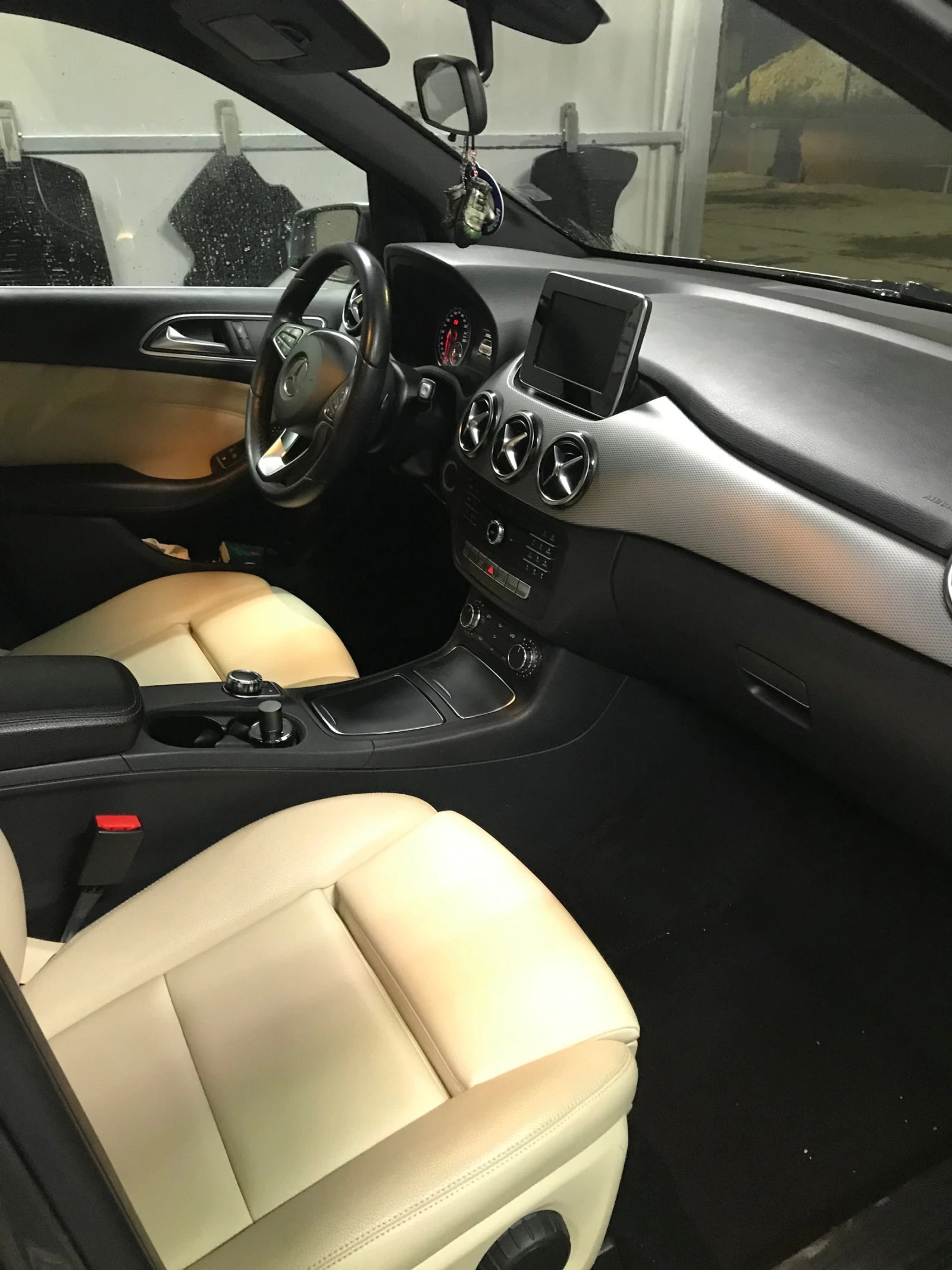 Mercedes-Benz B 200 ТОП състояние - изображение 6