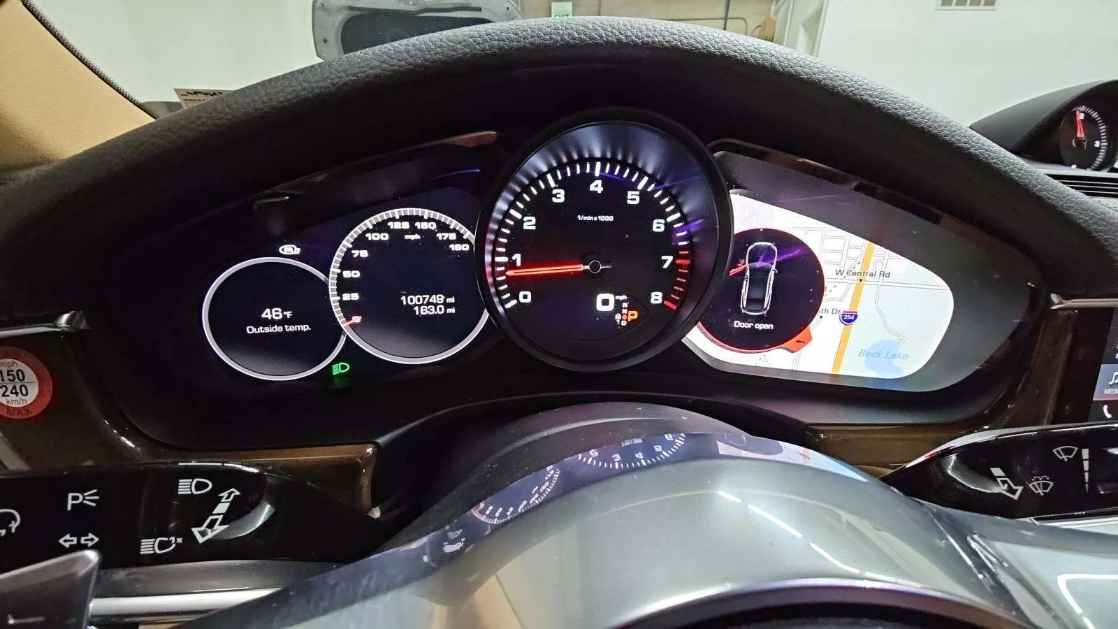 Porsche Panamera 4* DIGITAL* DISTRONIK* LANE ASSIST* BOSE* ПОДГРЕВ* - изображение 10