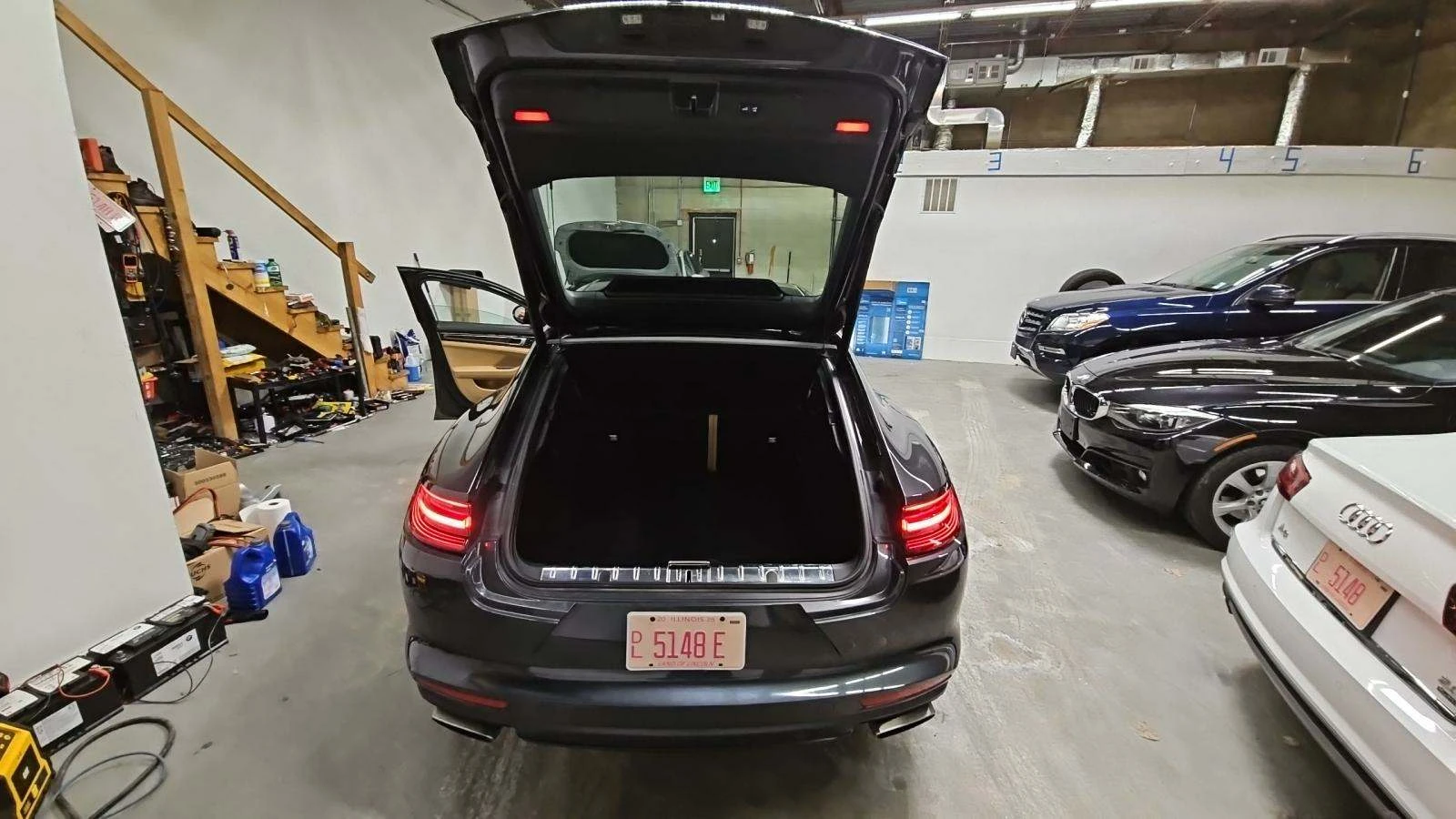 Porsche Panamera 4* DIGITAL* DISTRONIK* LANE ASSIST* BOSE* ПОДГРЕВ* - изображение 7