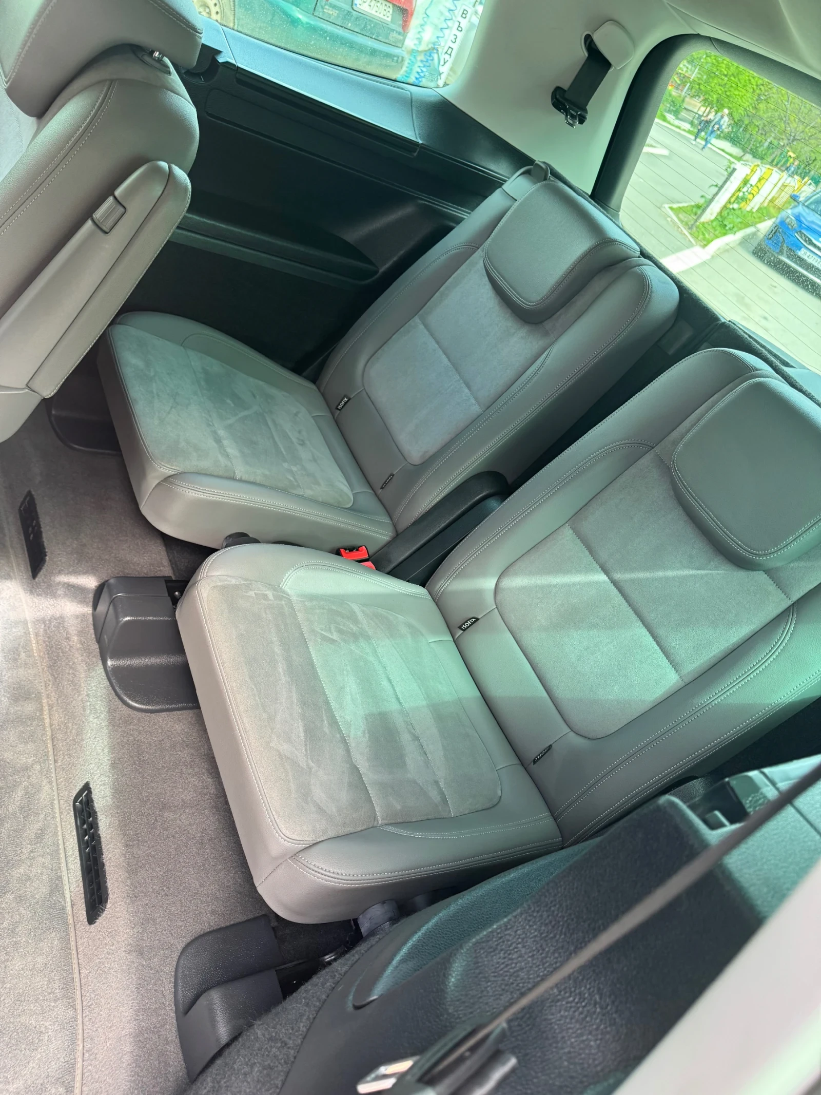 VW Sharan Всички екстри - изображение 10