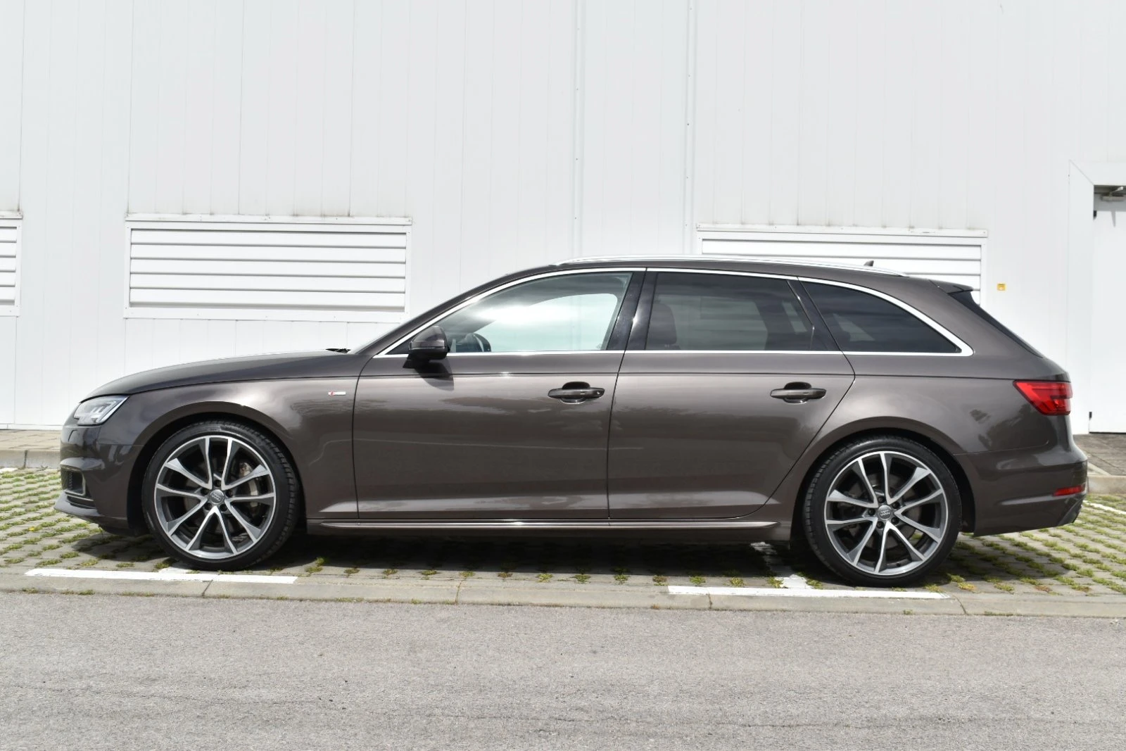 Audi A4 Sline!!!272кс!!! - изображение 4