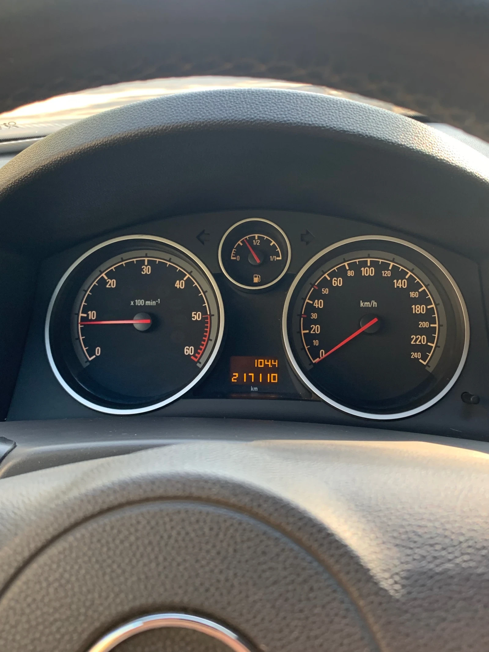 Opel Astra 1.9CDI - изображение 7