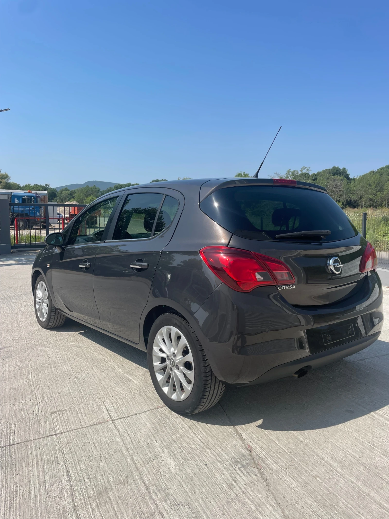 Opel Corsa 1.4i Turbo-101к.с. - изображение 3