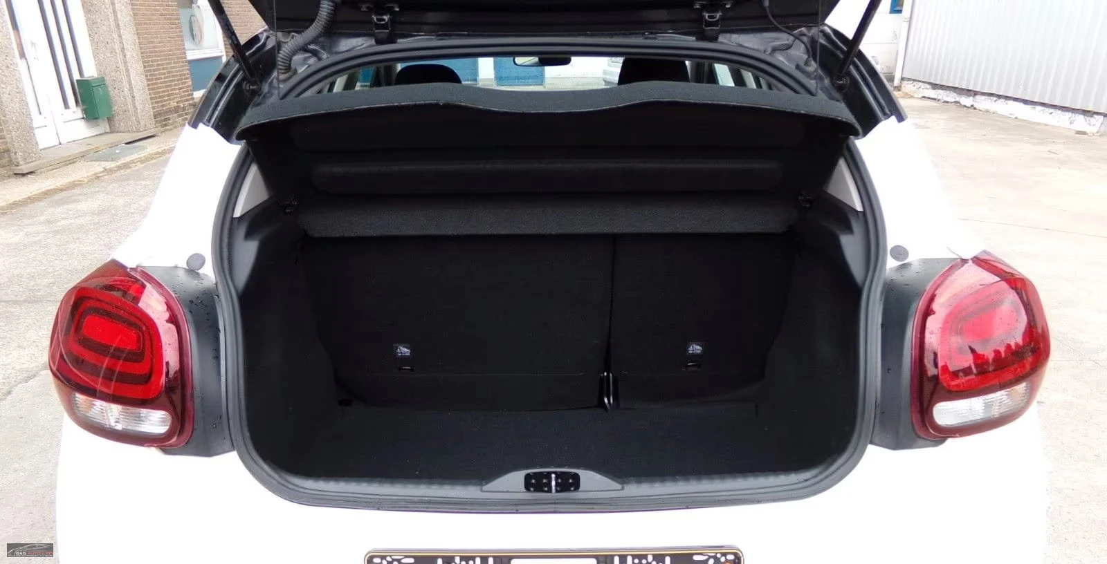 Citroen C3 1.2i/110HP/AUTOMATIC/LED/CAM/SHINE/1HAND/LED/300f - изображение 6