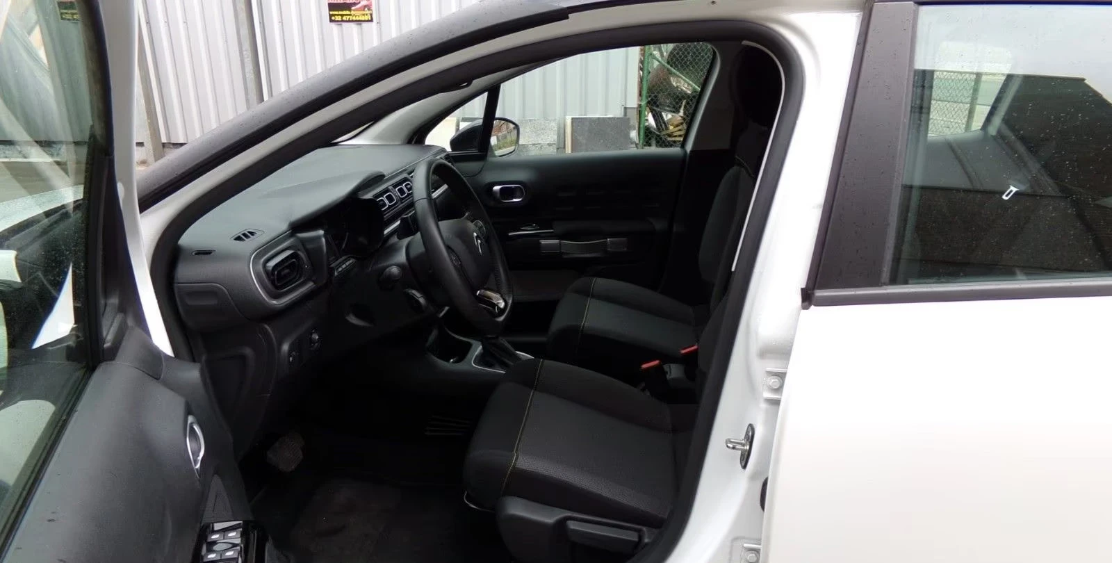 Citroen C3 1.2i/110HP/AUTOMATIC/LED/CAM/SHINE/1HAND/LED/300f - изображение 7