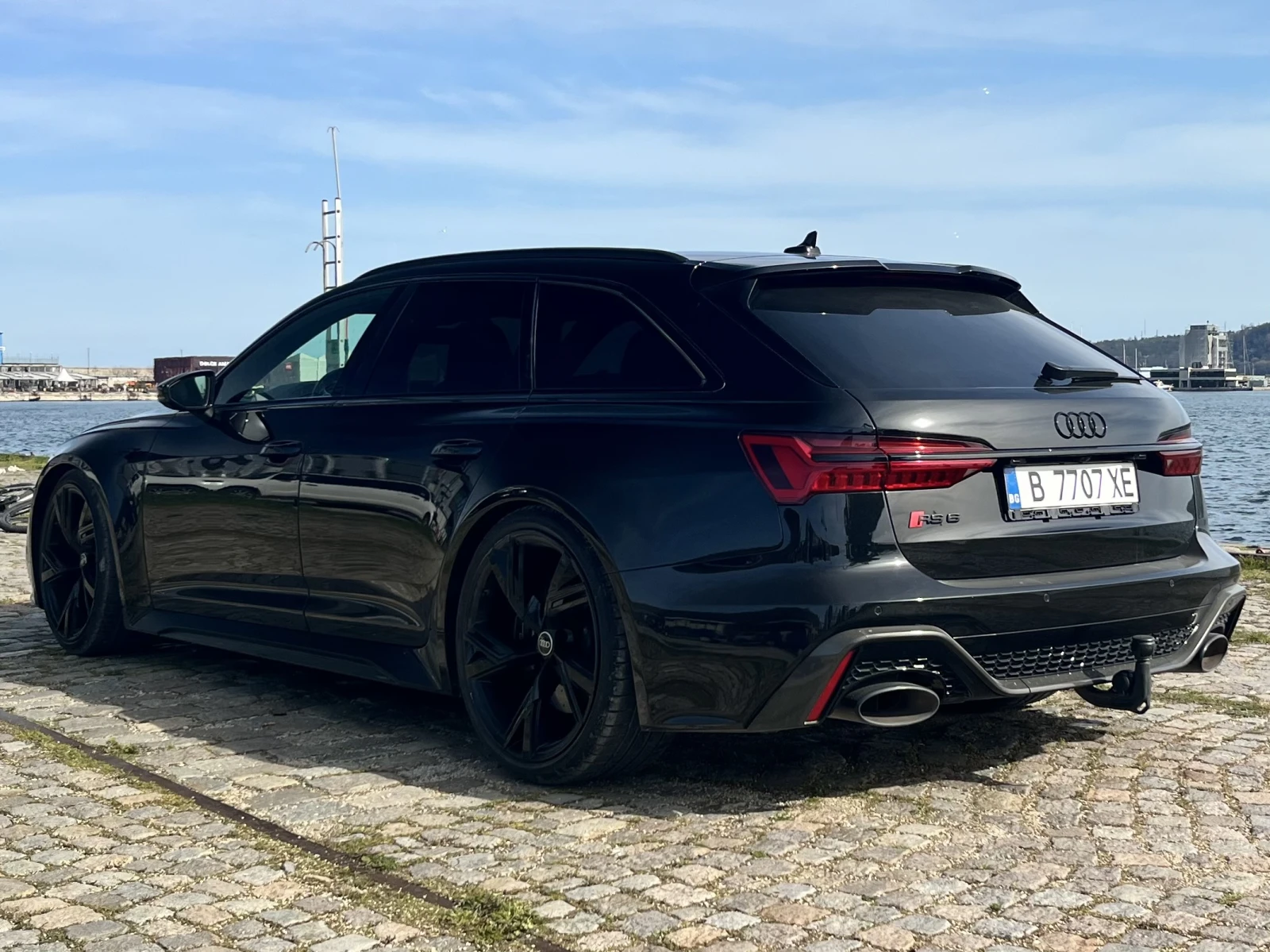 Audi Rs6 air suspension Night vision Lazer  B&O ADVANCED, снимка 4 - Автомобили и джипове - 51909221