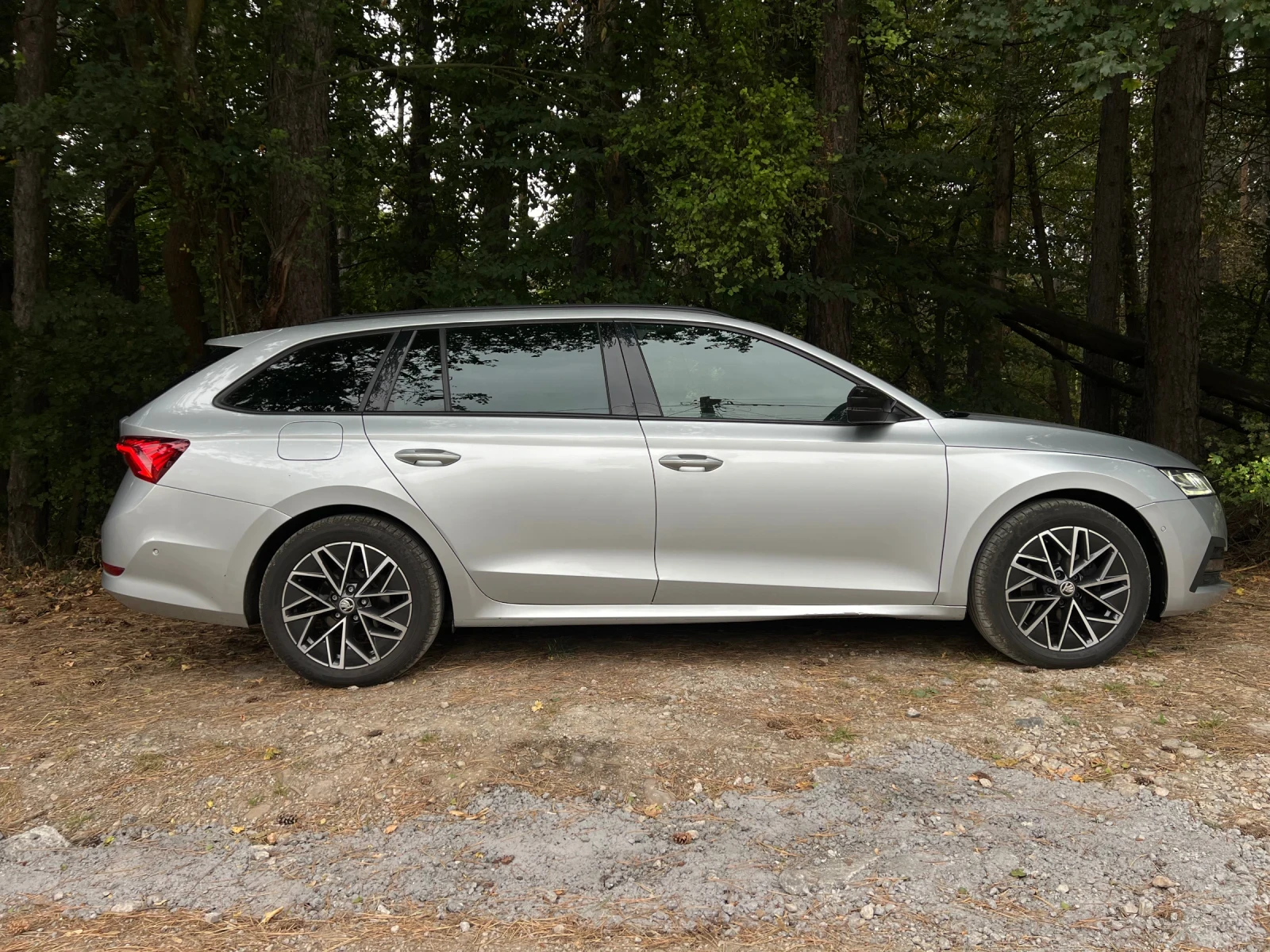 Skoda Octavia 2.0TDI KEYLESS CANTON HEADUP CAMERA ПЕЧКА - изображение 3