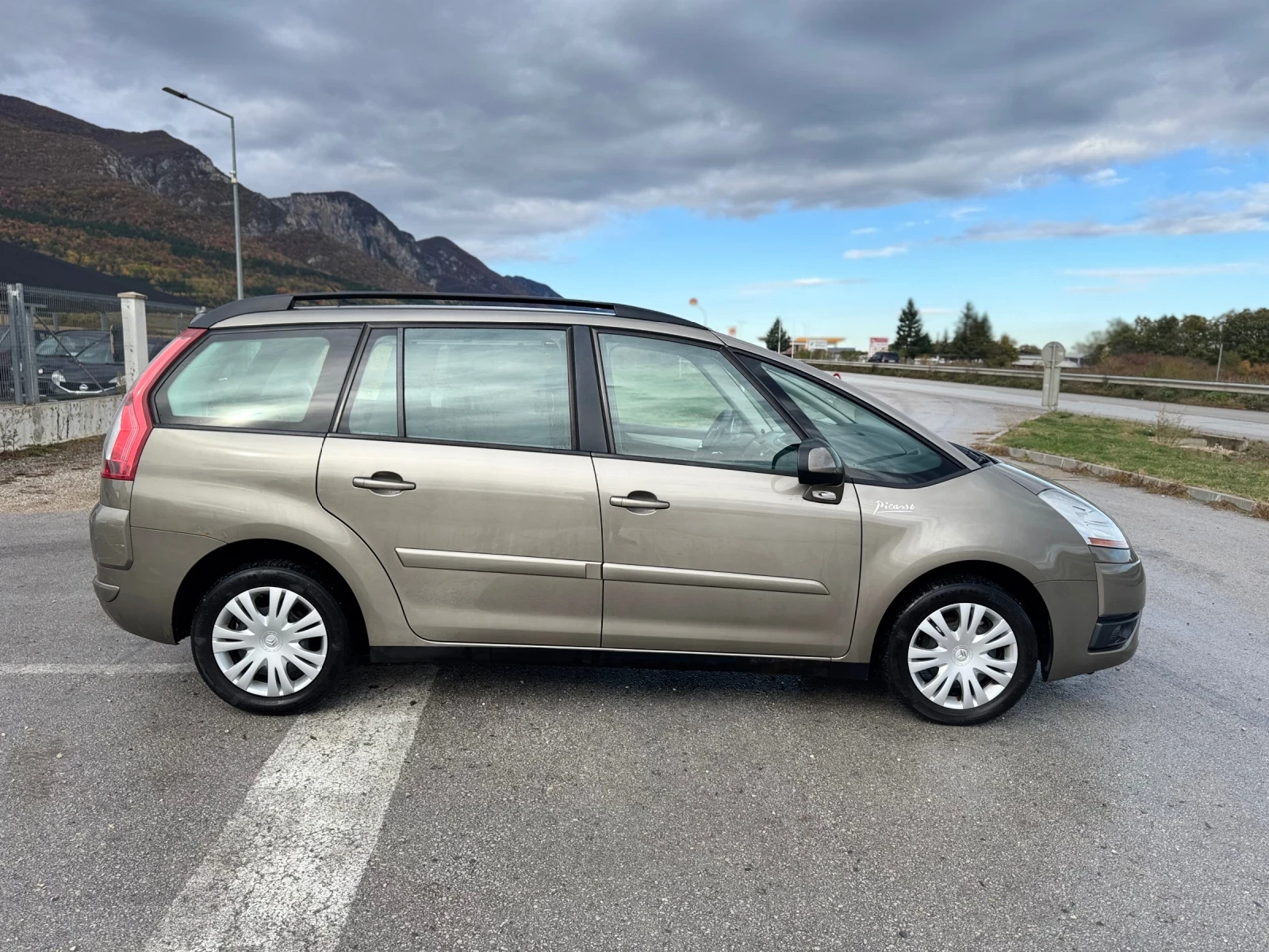 Citroen C4 Picasso GRAND 6+ 1 - изображение 7