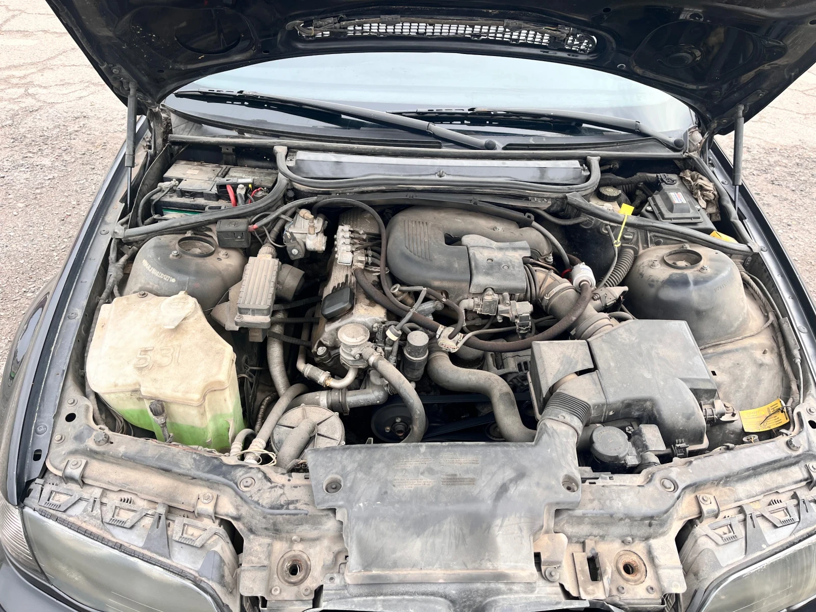 BMW 318  - изображение 10