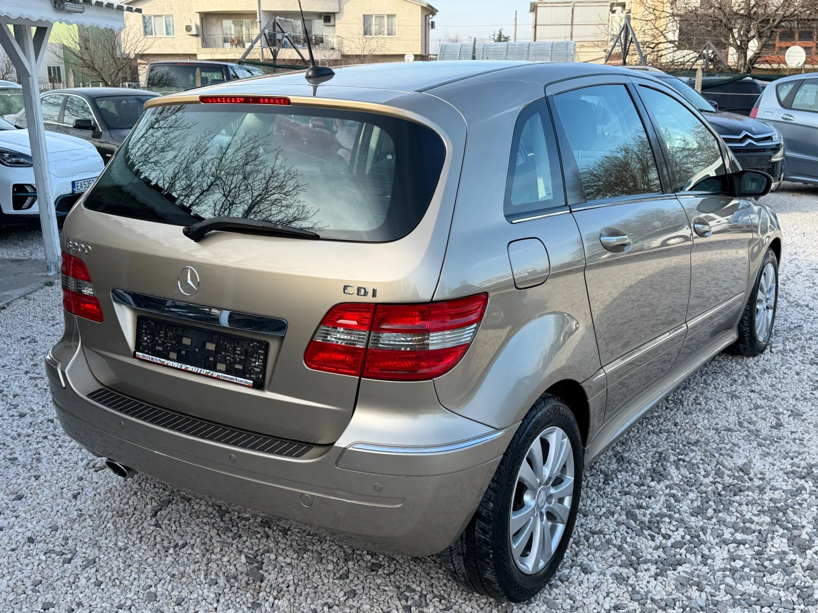 Mercedes-Benz B 200 АВТОМАТИК, снимка 5 - Автомобили и джипове - 53822837