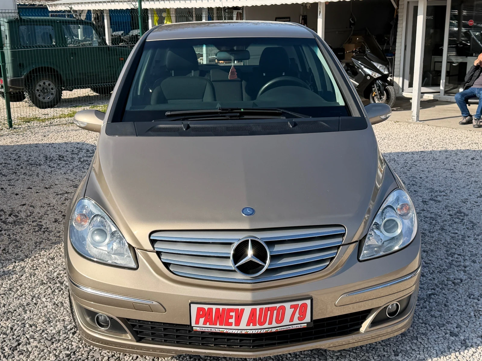 Mercedes-Benz B 200 АВТОМАТИК, снимка 9 - Автомобили и джипове - 53822837
