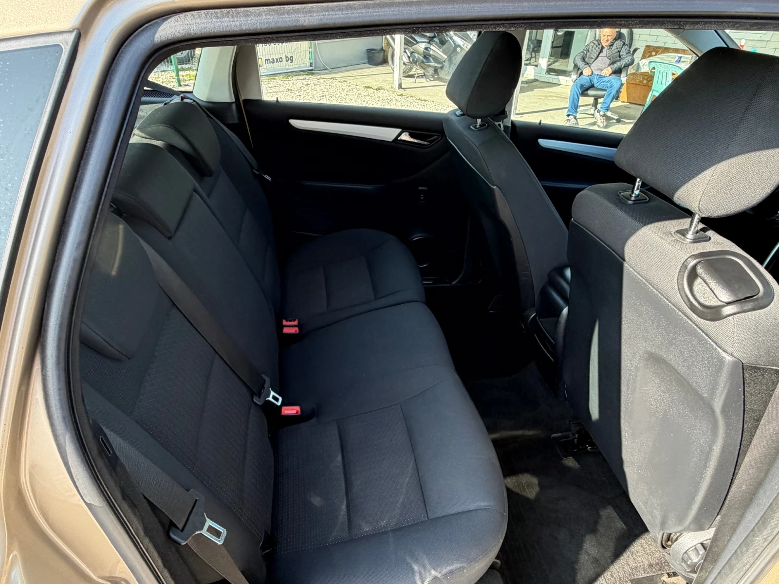 Mercedes-Benz B 200 АВТОМАТИК, снимка 15 - Автомобили и джипове - 53822837