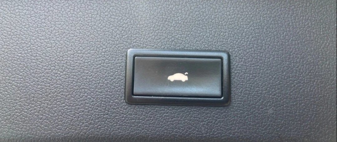 Audi A4 3.0д, снимка 12 - Автомобили и джипове - 53825158