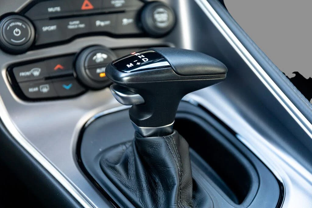 Dodge Challenger * АвтоКредит * (ЦЕНА ДО БГ), снимка 14 - Автомобили и джипове - 53904491