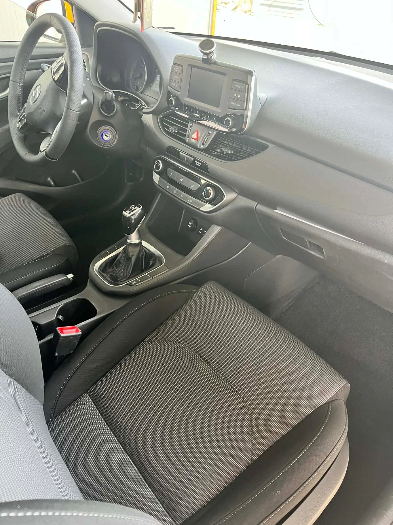 Hyundai I30, снимка 5 - Автомобили и джипове - 53924523