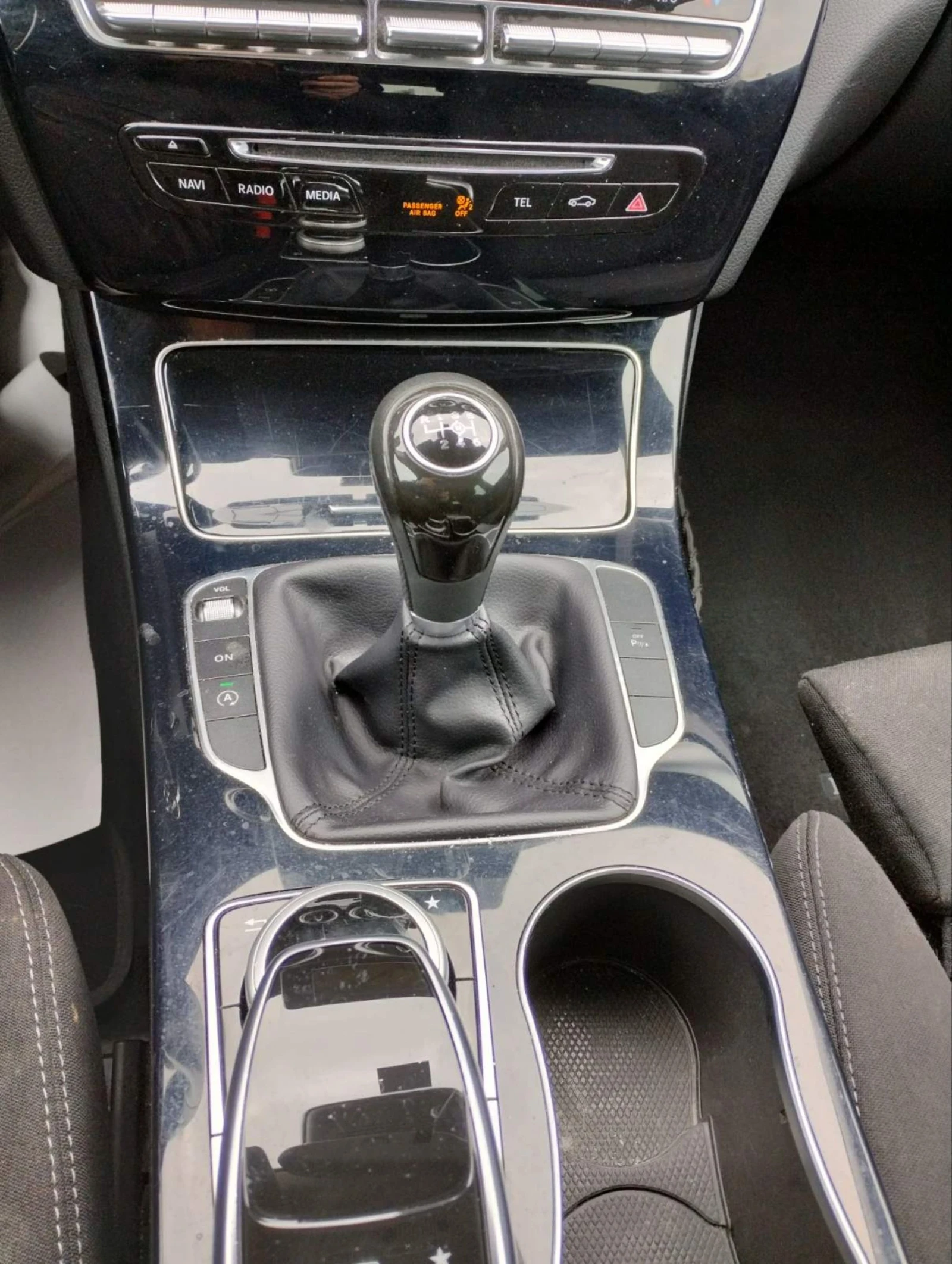 Mercedes-Benz C 220 C 220 D EURO 6 , снимка 10 - Автомобили и джипове - 54219381