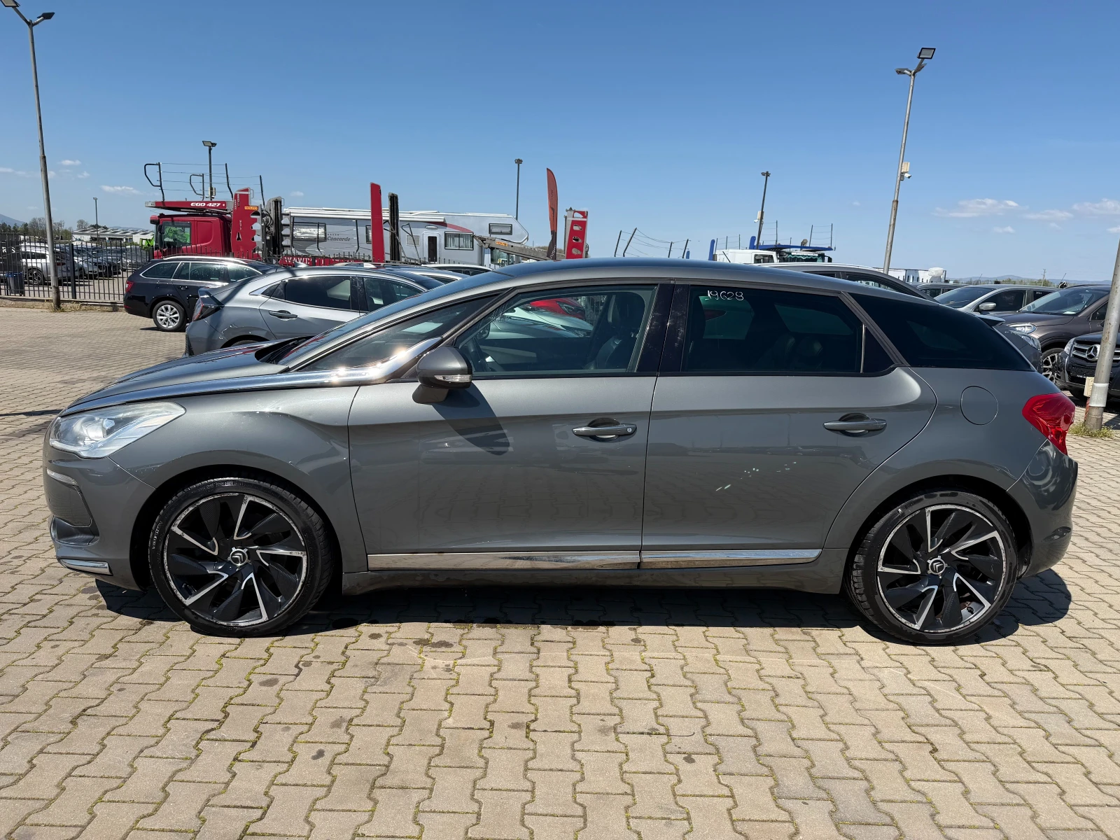 Citroen DS5 2.0D 4WDHybrid 4 AVTOMAT/NAVI/KOJA/PANORAMA EURO 5 | Mobile.bg � ����������� 9