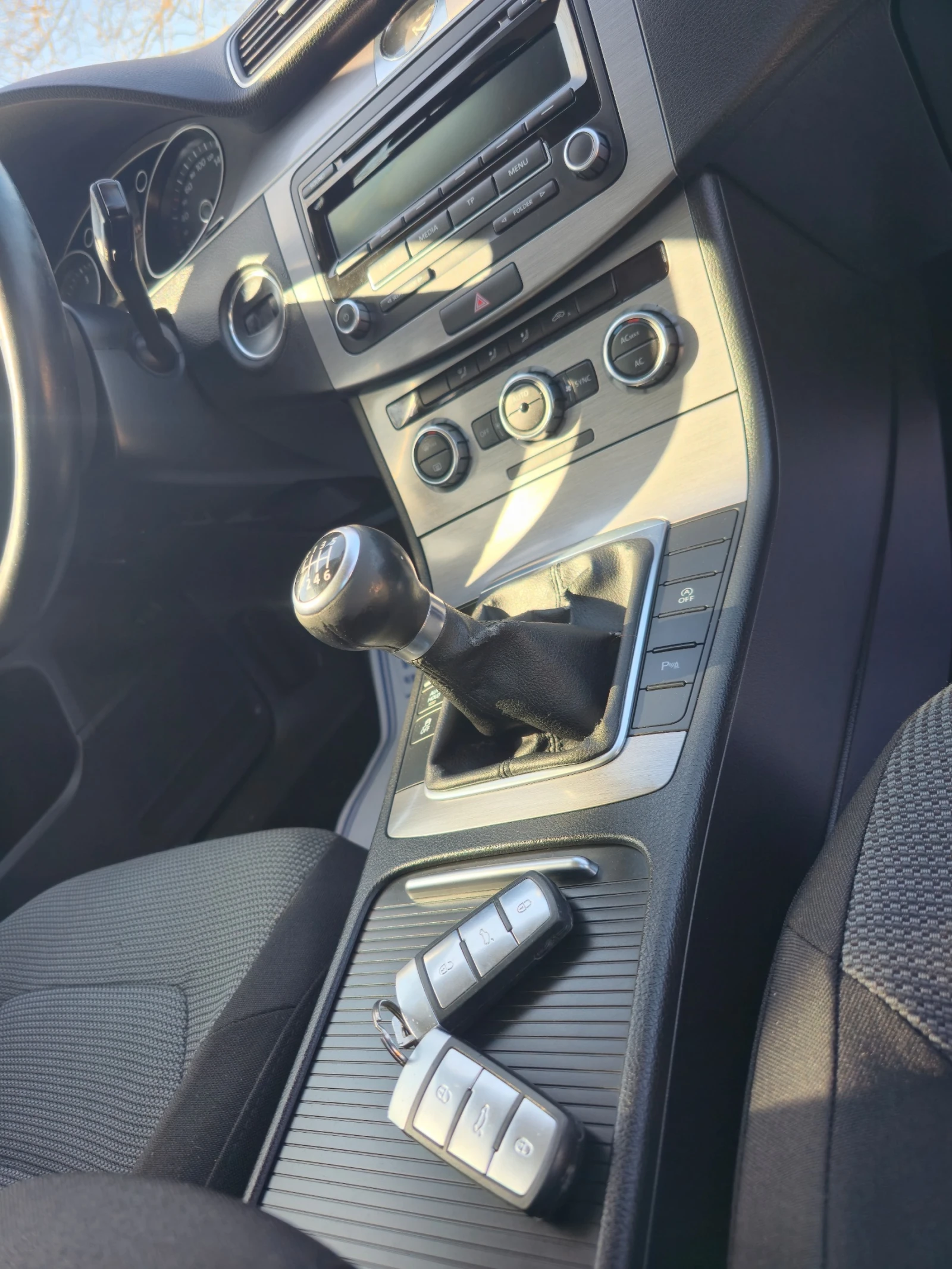 VW Passat 2.0 , снимка 7 - Автомобили и джипове - 54341648