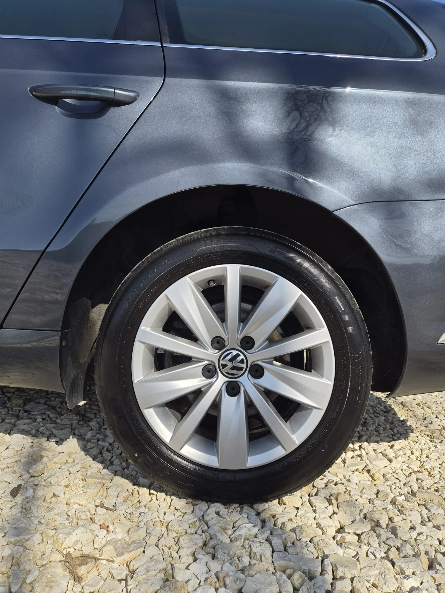 VW Passat 2.0 , снимка 8 - Автомобили и джипове - 54341648