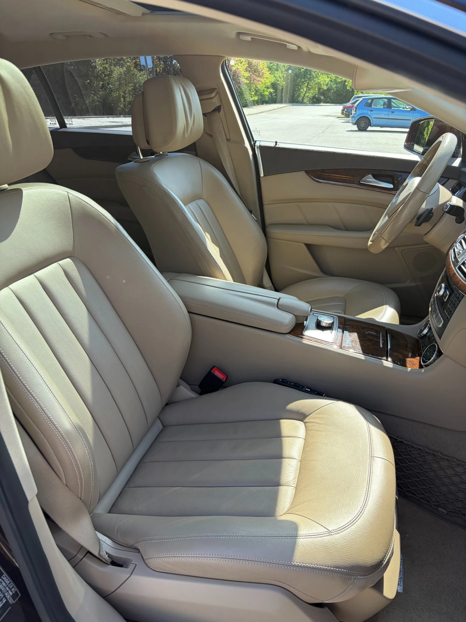 Mercedes-Benz CLS 350 Shooting Brake (доста екстри), снимка 14 - Автомобили и джипове - 54451383