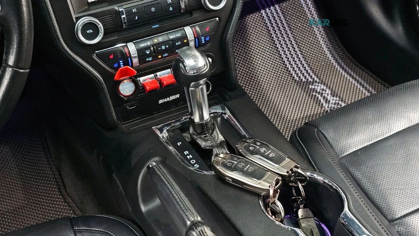 Ford Mustang GT / SHELBY PKG / DISTRONIC / ОБДУХ / ПОДГРЕВИ , снимка 9 - Автомобили и джипове - 54595464