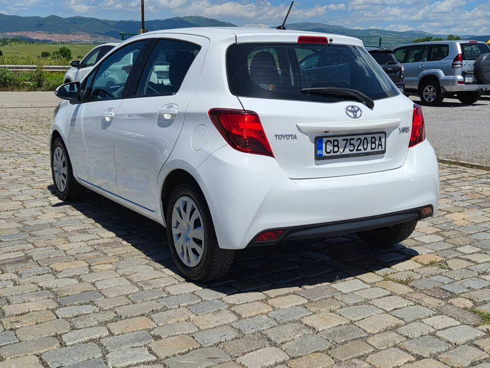 Toyota Yaris 1.33i 99кс АВТОМАТИК EU6B ОТ ТМ АУТО, снимка 6 - Автомобили и джипове - 54710929