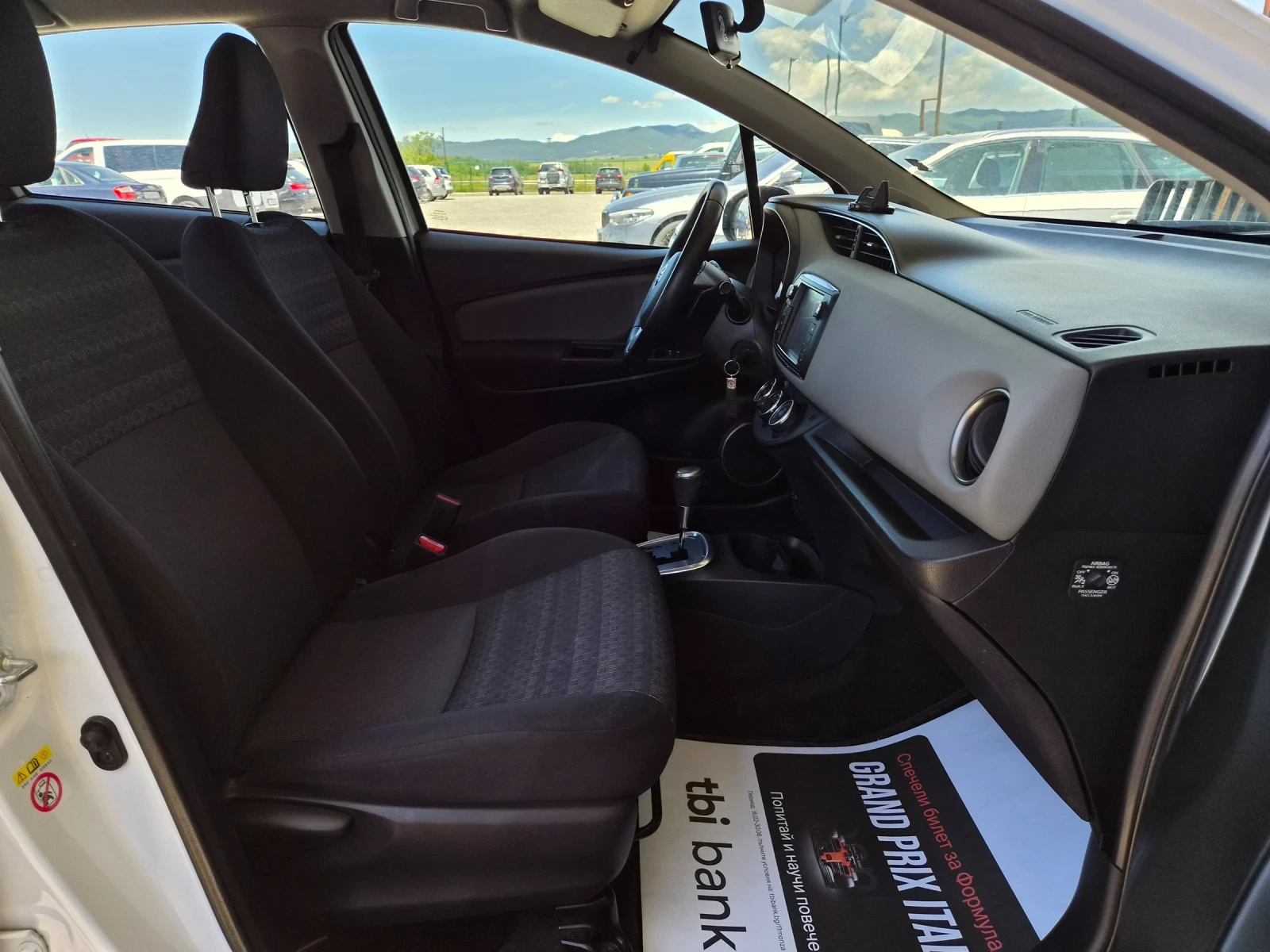 Toyota Yaris 1.33i 99кс АВТОМАТИК EU6B ОТ ТМ АУТО, снимка 11 - Автомобили и джипове - 54710929