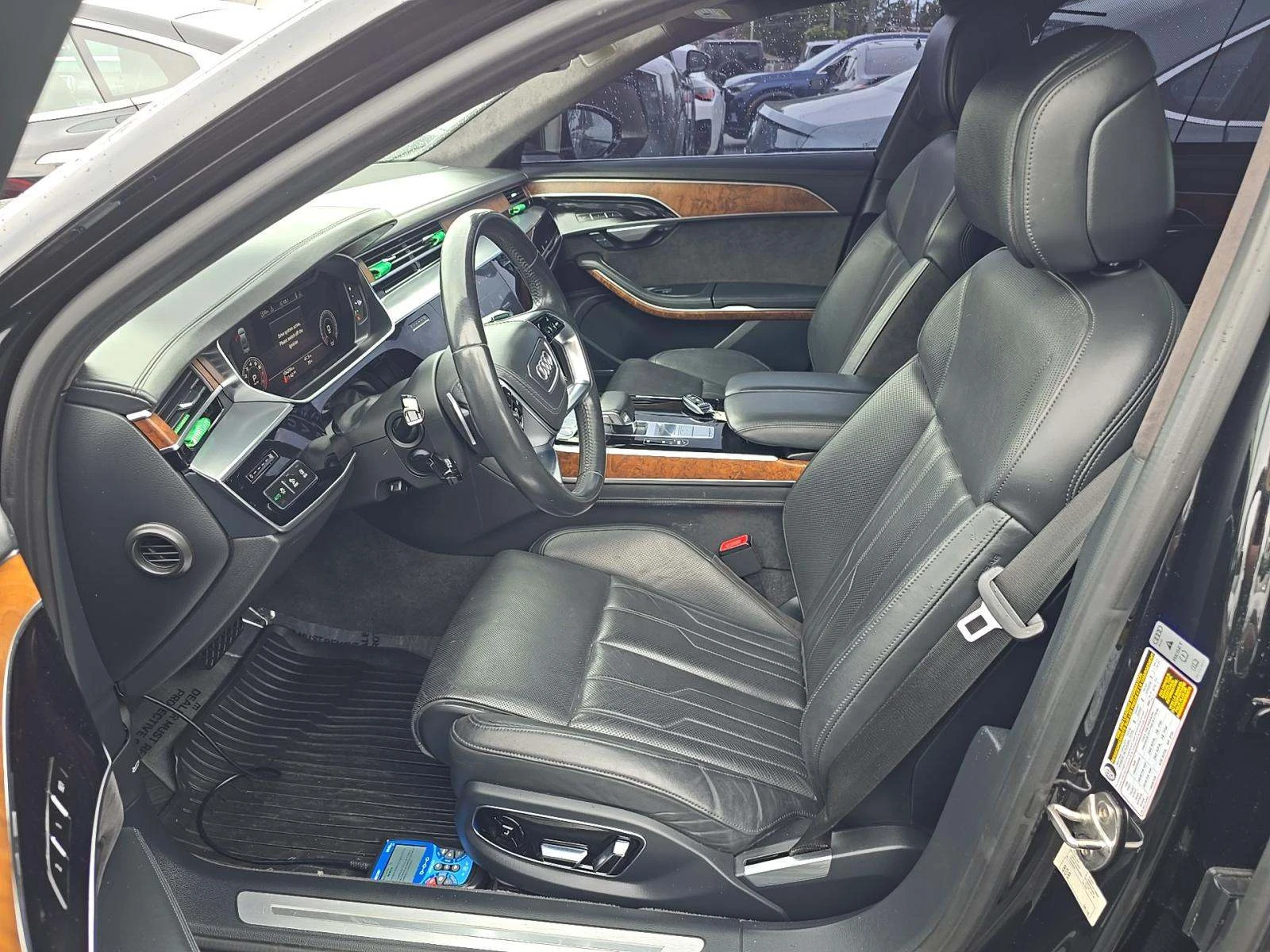 Audi A8 HEAD-UP* 360* ALCANTARA* ОБДУХ* МАСАЖ* КРАЙНА ЦЕНА, снимка 5 - Автомобили и джипове - 55147558