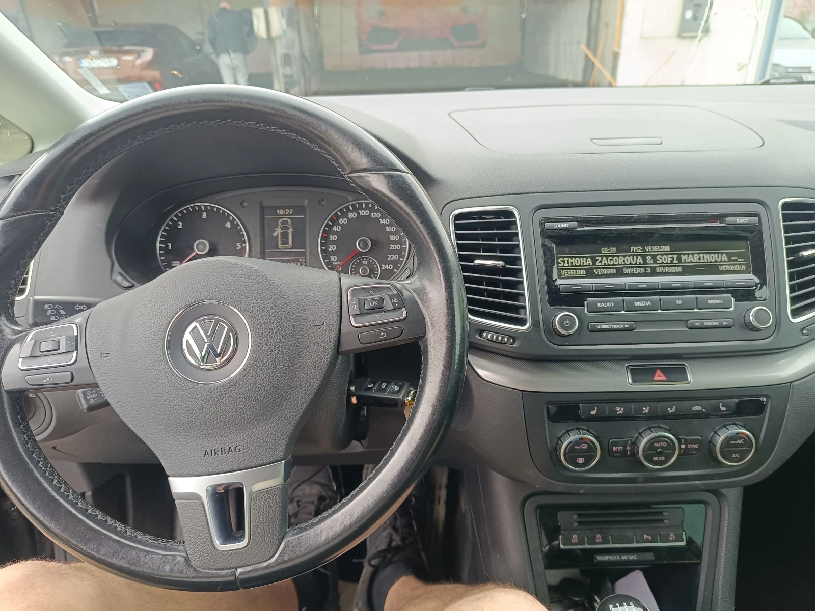 VW Sharan 2.0 , снимка 13 - Автомобили и джипове - 55678118