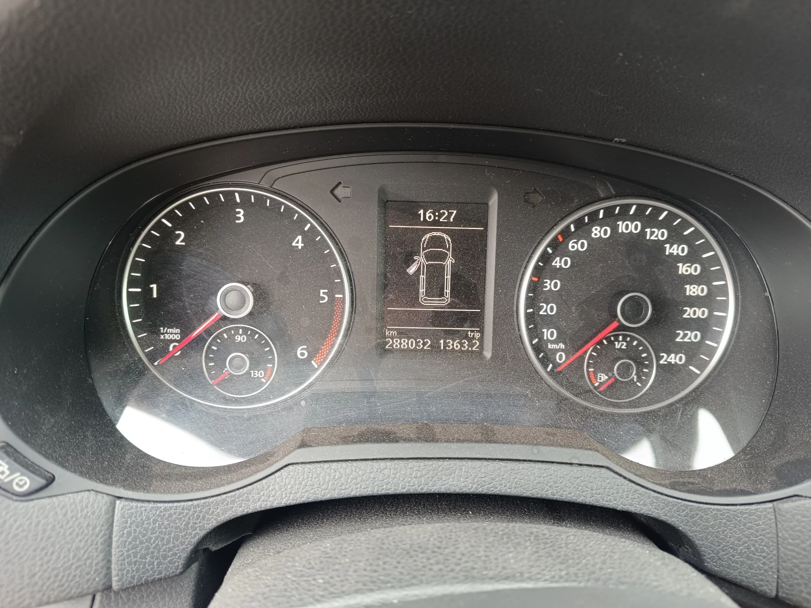 VW Sharan 2.0 , снимка 10 - Автомобили и джипове - 55678118