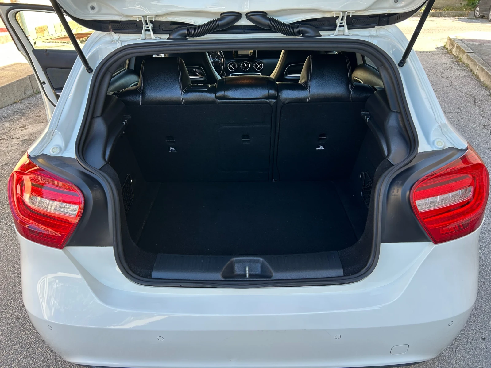 Mercedes-Benz A 180 1.5CDI 109 LED XENON , снимка 13 - Автомобили и джипове - 55993346