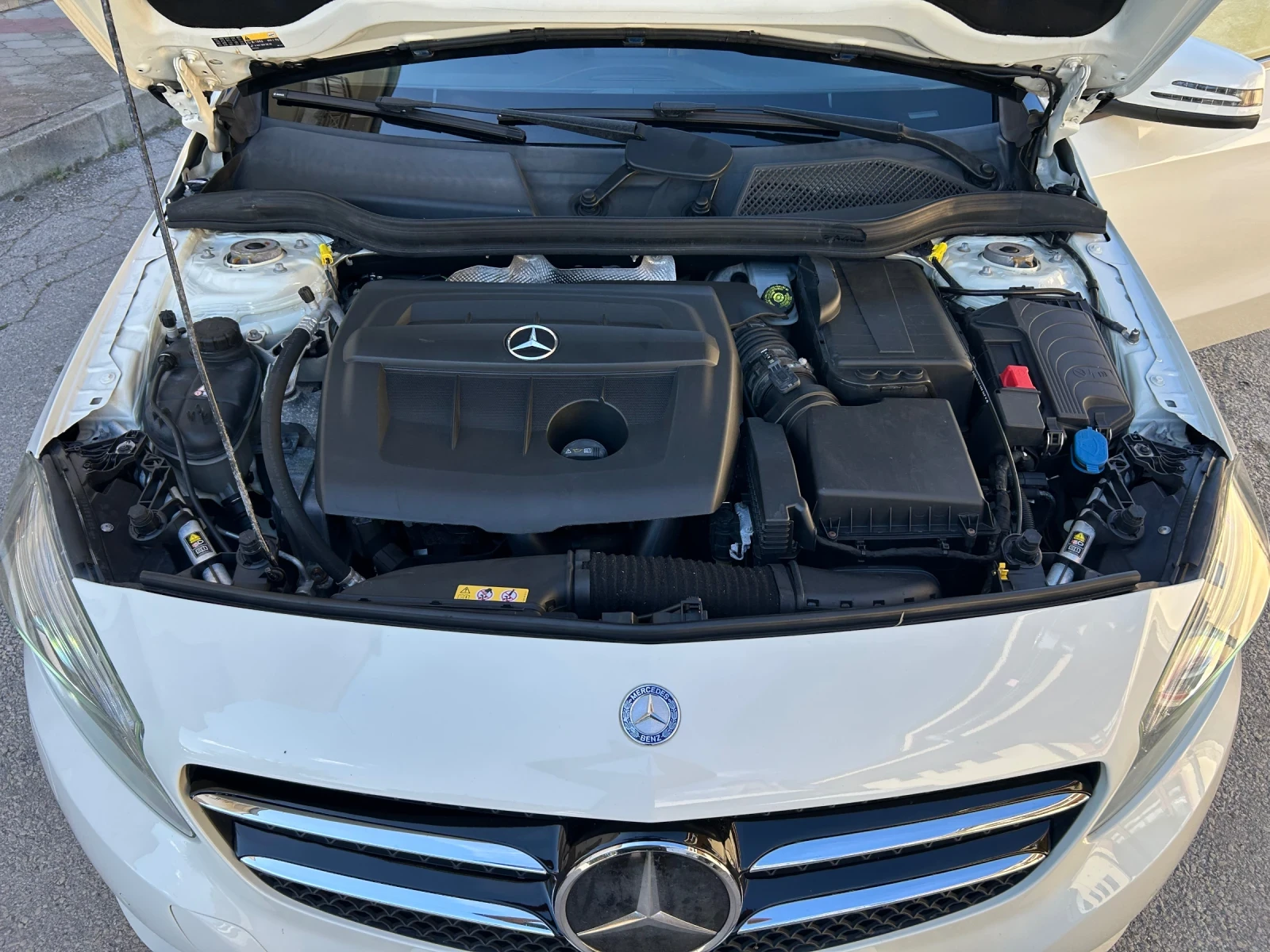 Mercedes-Benz A 180 1.5CDI 109 LED XENON , снимка 14 - Автомобили и джипове - 55993346