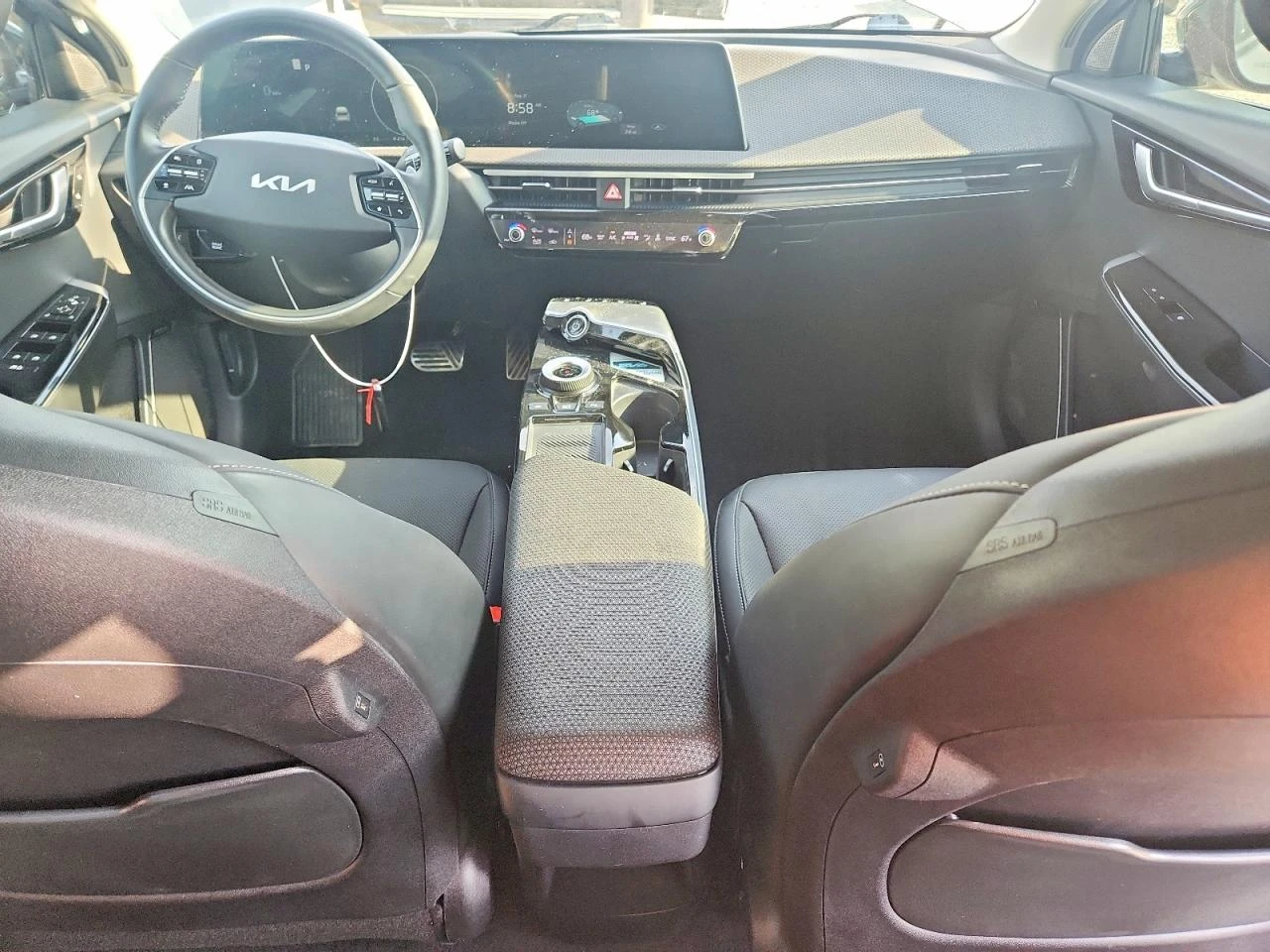Kia EV6 GT-Line AWD, снимка 8 - Автомобили и джипове - 56405706