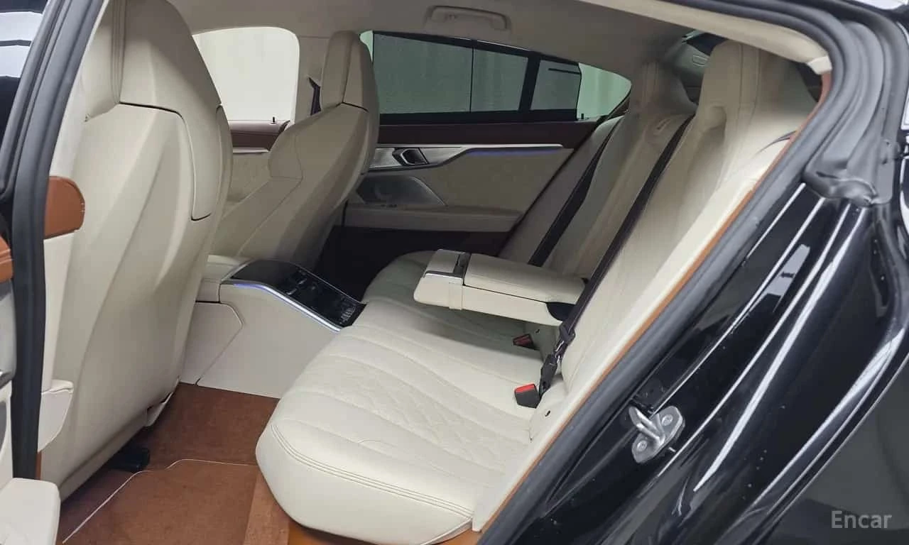BMW M8 * Gran Coupe Competition * ��������� ���� *  | Mobile.bg � ����������� 12