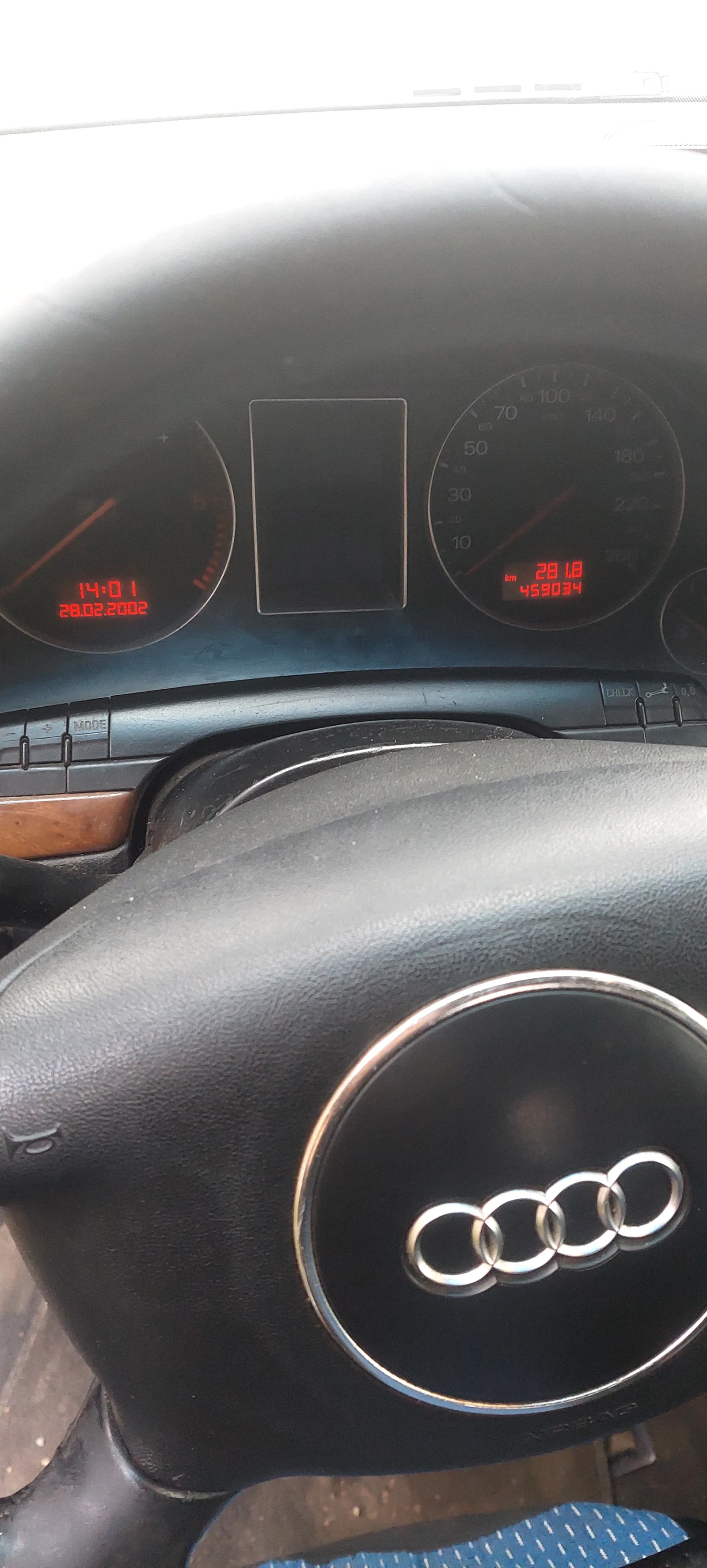 Audi A4 Авант, снимка 14 - Автомобили и джипове - 56626562