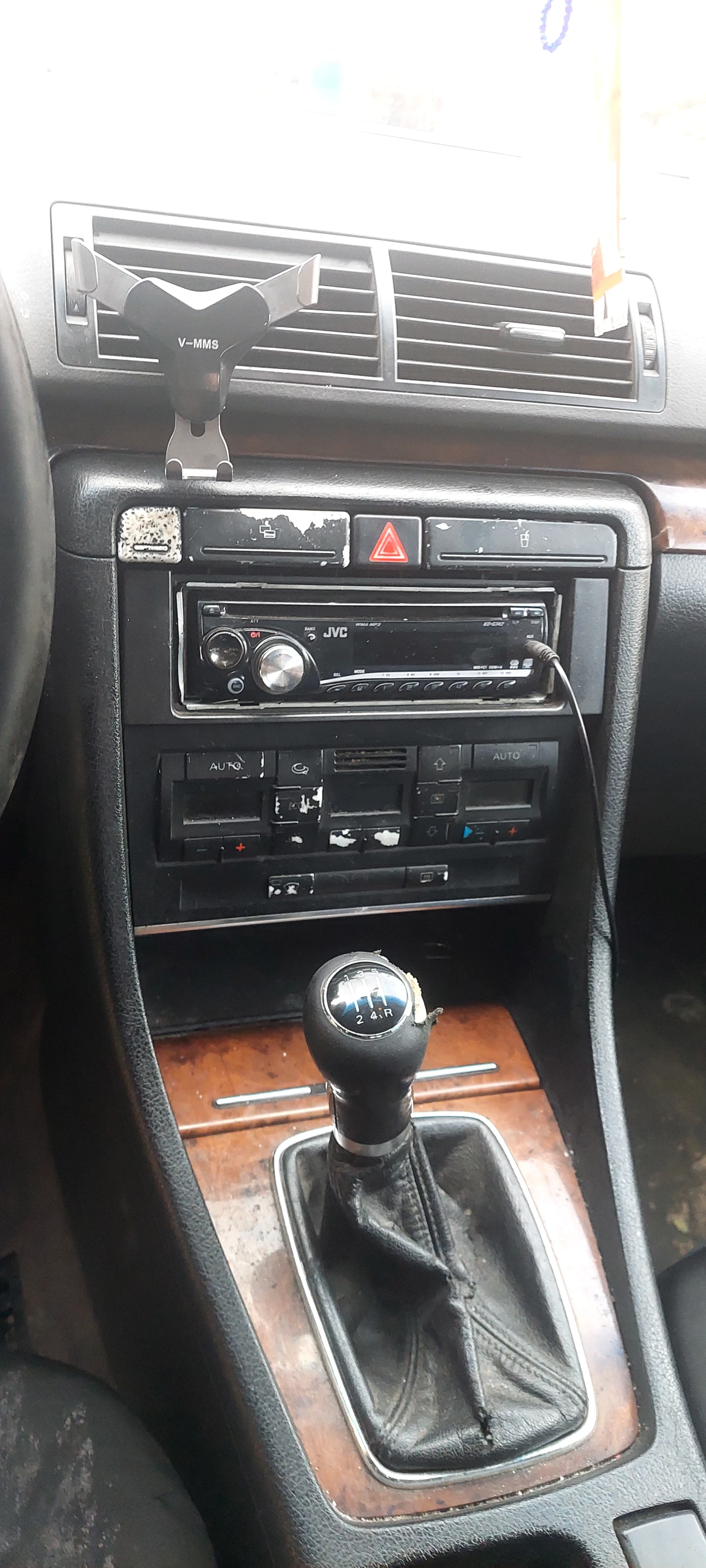 Audi A4 Авант, снимка 13 - Автомобили и джипове - 56626562