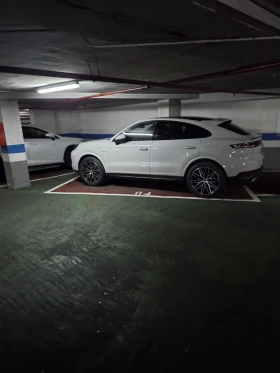 Porsche Cayenne Coupe , снимка 2