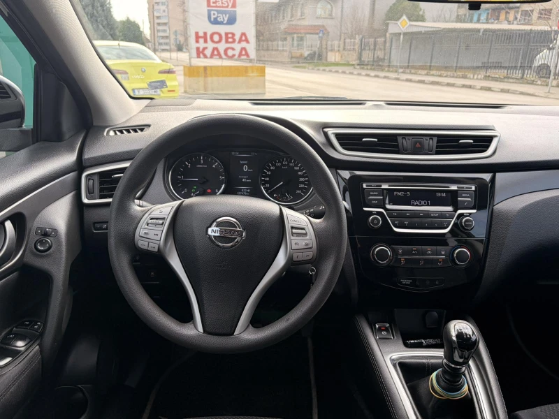 Nissan Qashqai, снимка 8 - Автомобили и джипове - 52703285