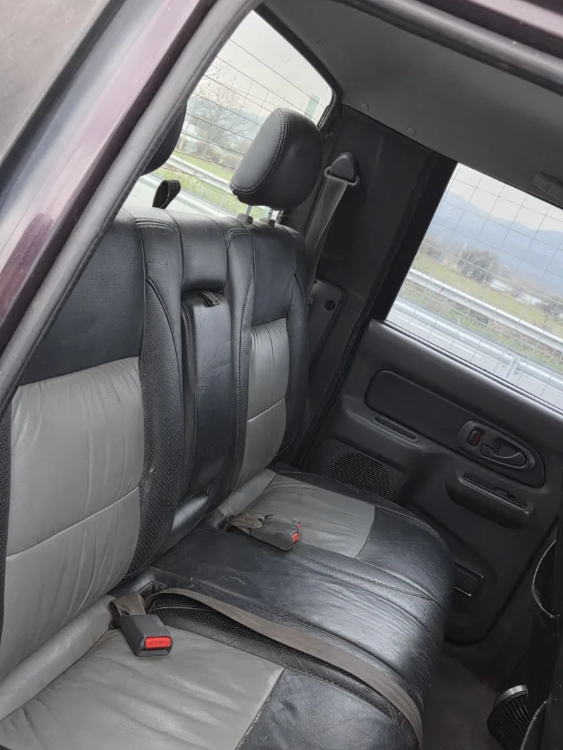 Mitsubishi L200, снимка 11 - Автомобили и джипове - 52745561