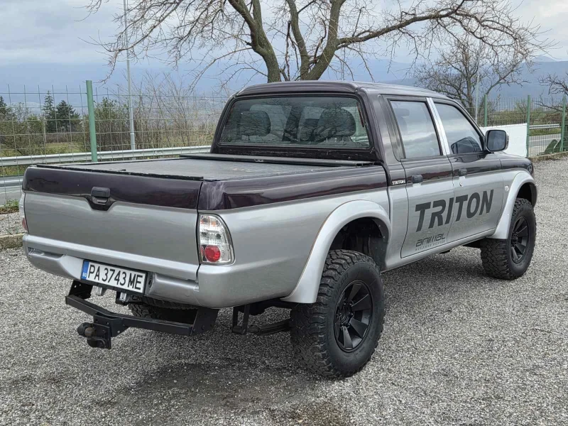Mitsubishi L200, снимка 5 - Автомобили и джипове - 52745561