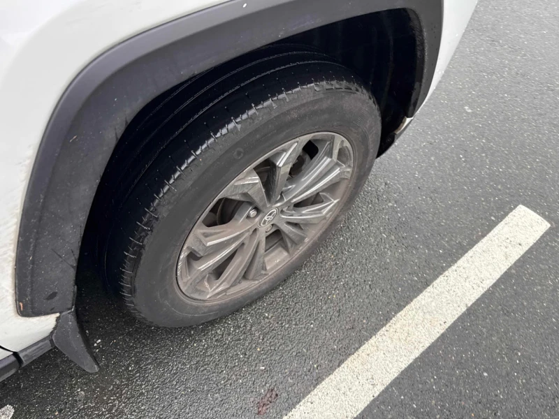 Toyota Rav4 CARFAX* АВТОФИНАНСИРАНЕ* БЕЗ ПЪРВОНАЧАЛНА ВНОСКА* , снимка 7 - Автомобили и джипове - 53014843