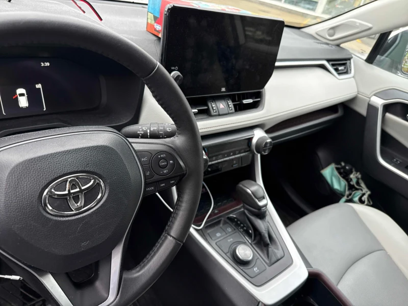 Toyota Rav4 CARFAX* АВТОФИНАНСИРАНЕ* БЕЗ ПЪРВОНАЧАЛНА ВНОСКА* , снимка 9 - Автомобили и джипове - 53014843