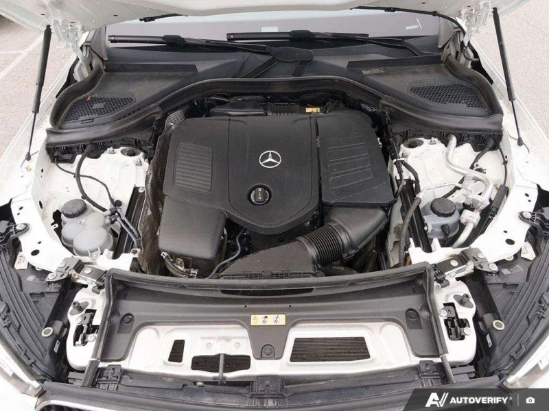 Mercedes-Benz GLC * GLC300 4MATIC/GLC300 4 M Turbo * CARFAX * ЦЕНА Д, снимка 11 - Автомобили и джипове - 53210420