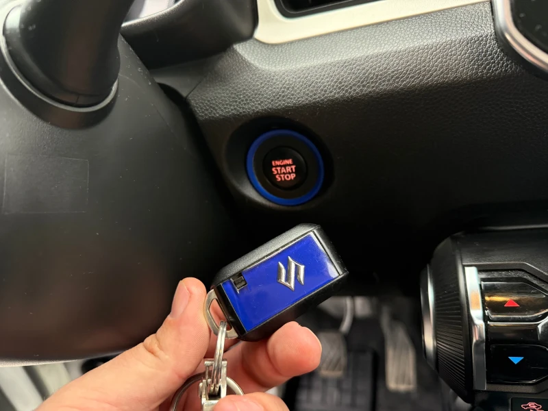 Suzuki Ignis 1.2 MILD HYBRID, снимка 12 - Автомобили и джипове - 53508216