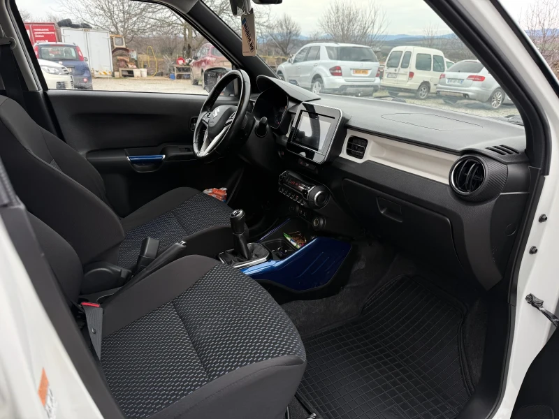 Suzuki Ignis 1.2 MILD HYBRID, снимка 11 - Автомобили и джипове - 53508216