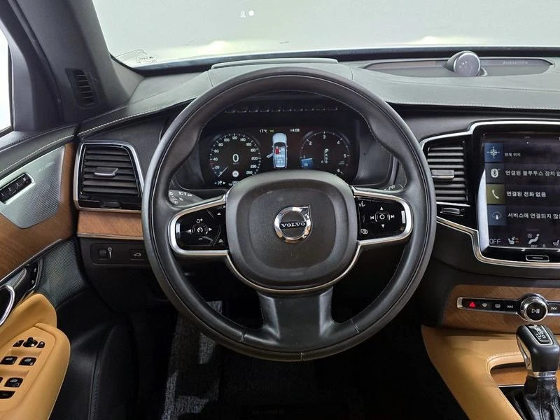 Volvo Xc90 D5 Inscription| 190к.с.| ВКЛ.ТЕХНОТЕСТ, снимка 13 - Автомобили и джипове - 55098931